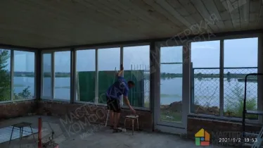 Установка пластиковой двери