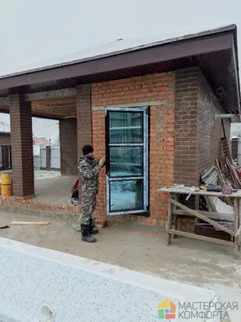 Установка окон и дверей