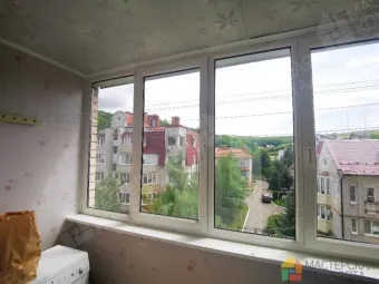 Реконструкция балкона с крышей