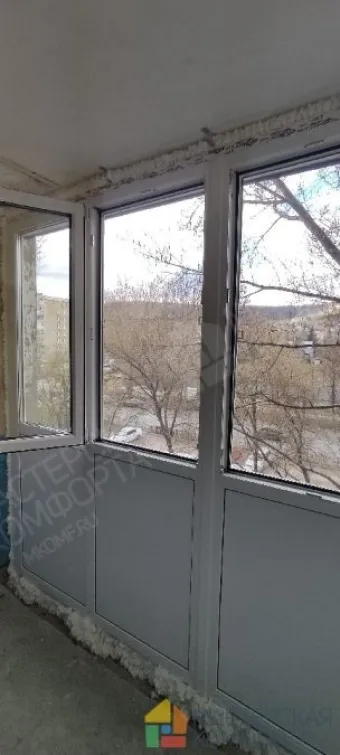 Французское остекление балкона