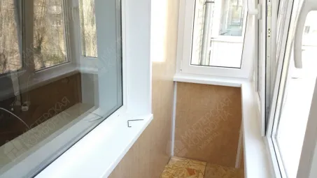 Остекление квартиры и балкона с отделкой ул. Емлютина