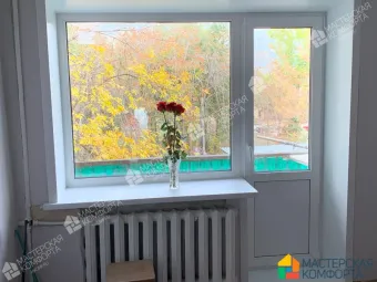 Монтаж подоконников и откосов