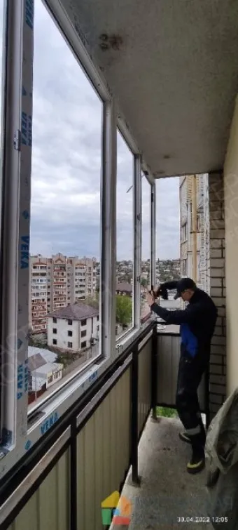 Остекление, утепление и отделка балкона и лоджии