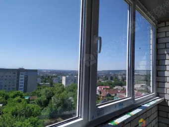 Полутёплое остекление лоджии